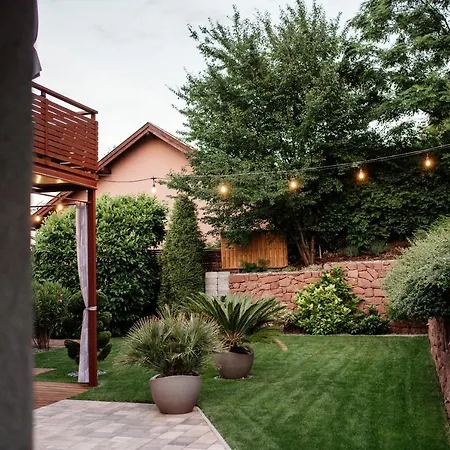 Csendeskert Wellness - Garden, Grill, Chill *