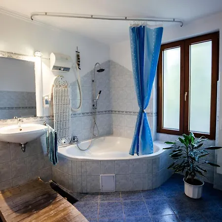 Csendeskert Wellness - Garden, Grill, Chill