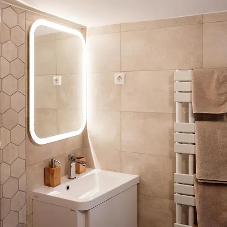 Csendeskert Wellness - Garden, Grill, Chill Apartamento