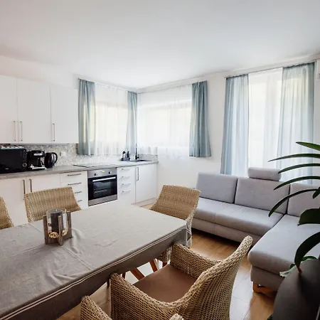 Apartment Csendeskert Wellness Apartments - Garden, Grill, Chill *