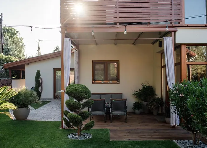 Appartement Csendeskert Wellness - Garden, Grill, Chill