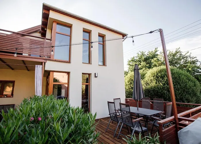 Csendeskert Wellness - Garden, Grill, Chill 발라톤알마디