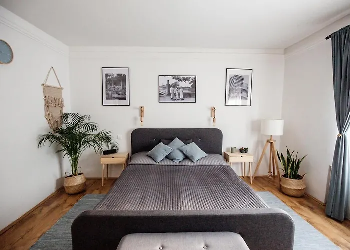 Csendeskert Wellness - Garden, Grill, Chill Appartement Balatonalmádi