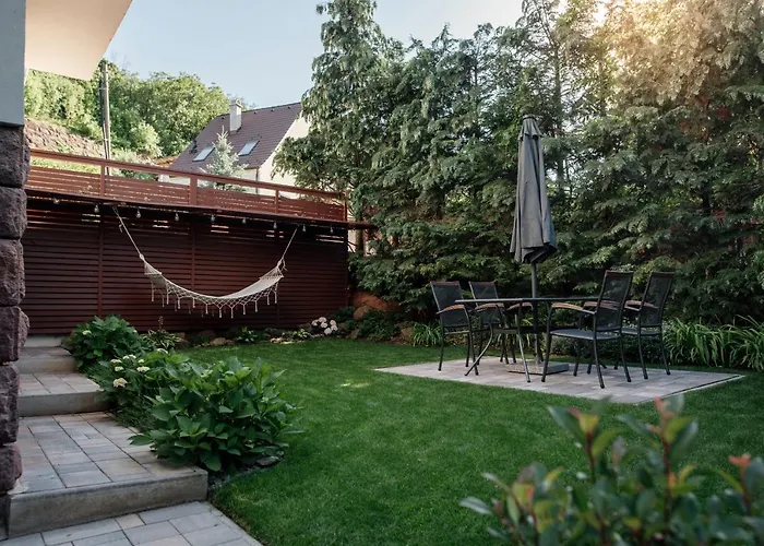 Csendeskert Wellness - Garden, Grill, Chill Appartement