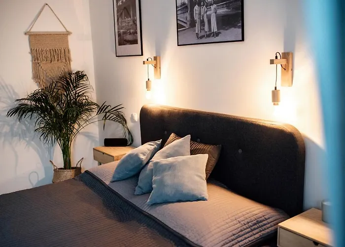 아파트 Csendeskert Wellness - Garden, Grill, Chill